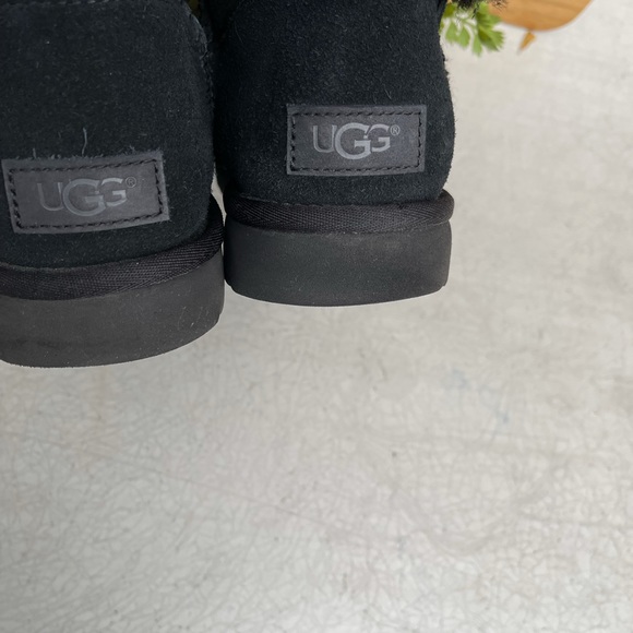UGG🔴II Bailey button black winter boots 7 - Picture 7 of 10